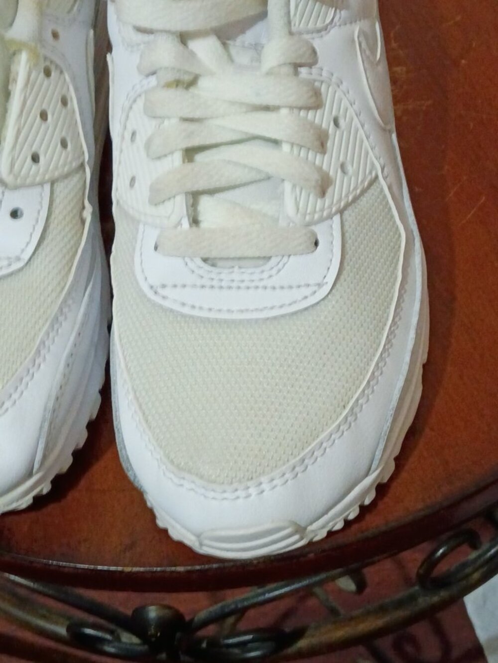 Nike Air Max 90 Triple White Leather Women Sneaker Shoes CQ2560-100 Size 8 - Picture 8 of 13